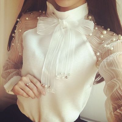 Women's Elegant See-though Sleeves Stereo Pearl Chiffon Blouse