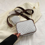 Crossbody bag | shell shoulder bag | Small trendy bag | BEGOGI SHOP| white