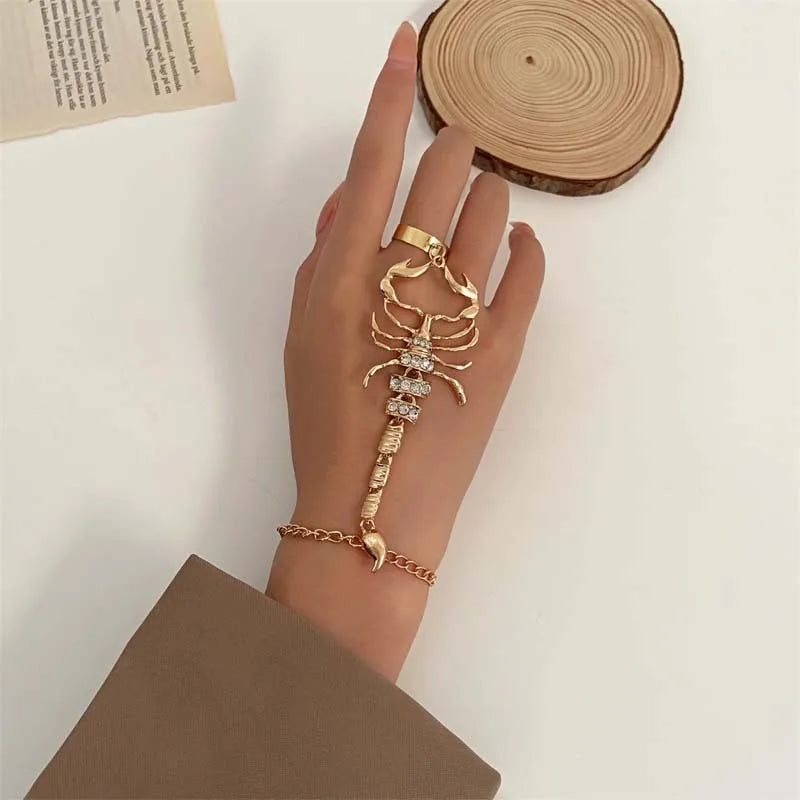 Vintage Women's Chain Bracelet and Ring Set | BEGOGI shop |