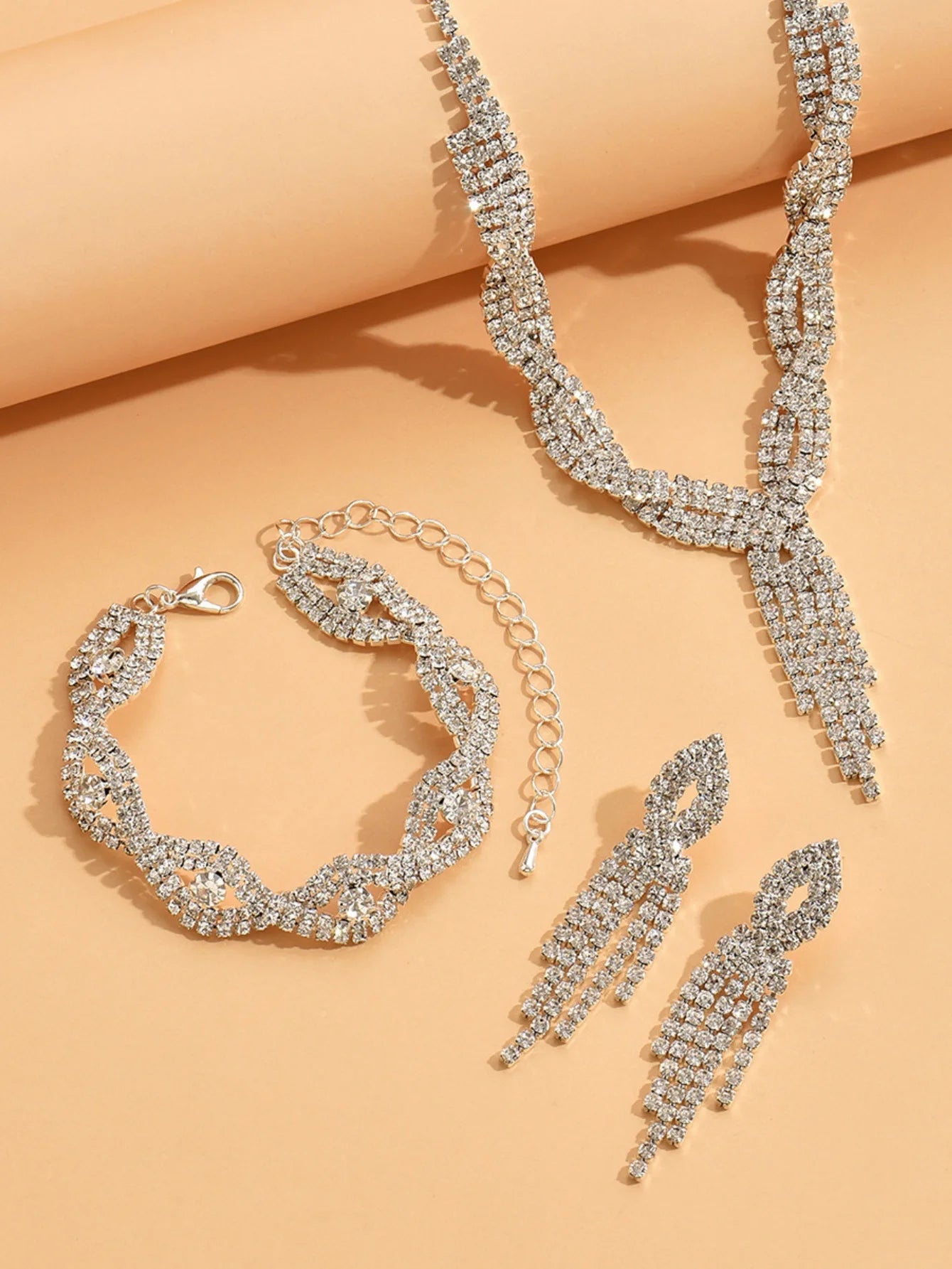 4 Piece Women's Jewelry Set with Rhinestones | BEGOGI shop |