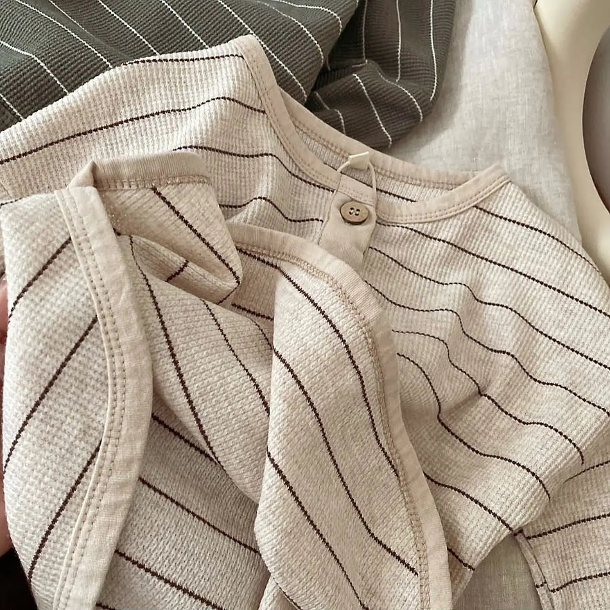 Striped Print Baby Clothes | long sleeve t-shirts |BEGOGI SHOP | apricot color